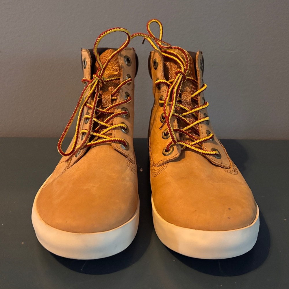 🚨 Clearance 🚨 Timberland Dausette Boots - Women's Size 8 - Tan/Brown